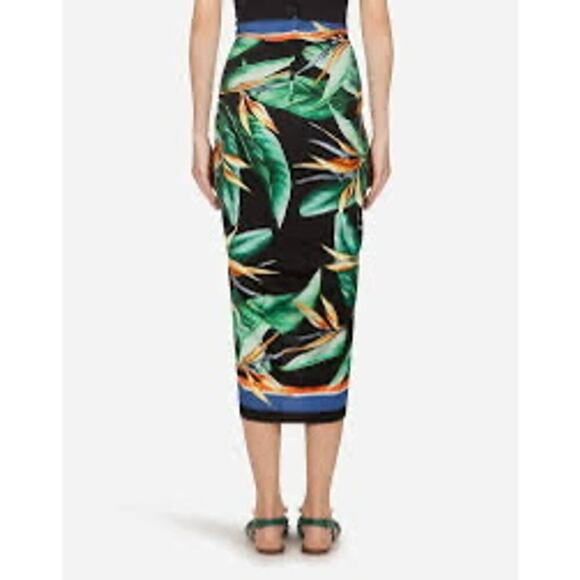 Dolce & Gabbanna | Elegant Floral High Waist Midi Women's Skirt - Picture 3 of 9